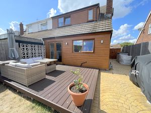 Fordwich Road- click for photo gallery